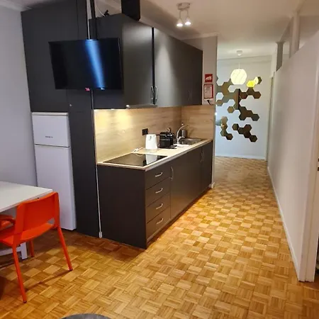Molecular Apartmán *