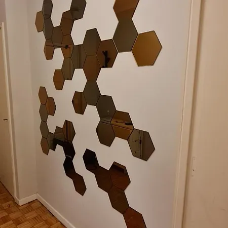 Apartament Molecular *